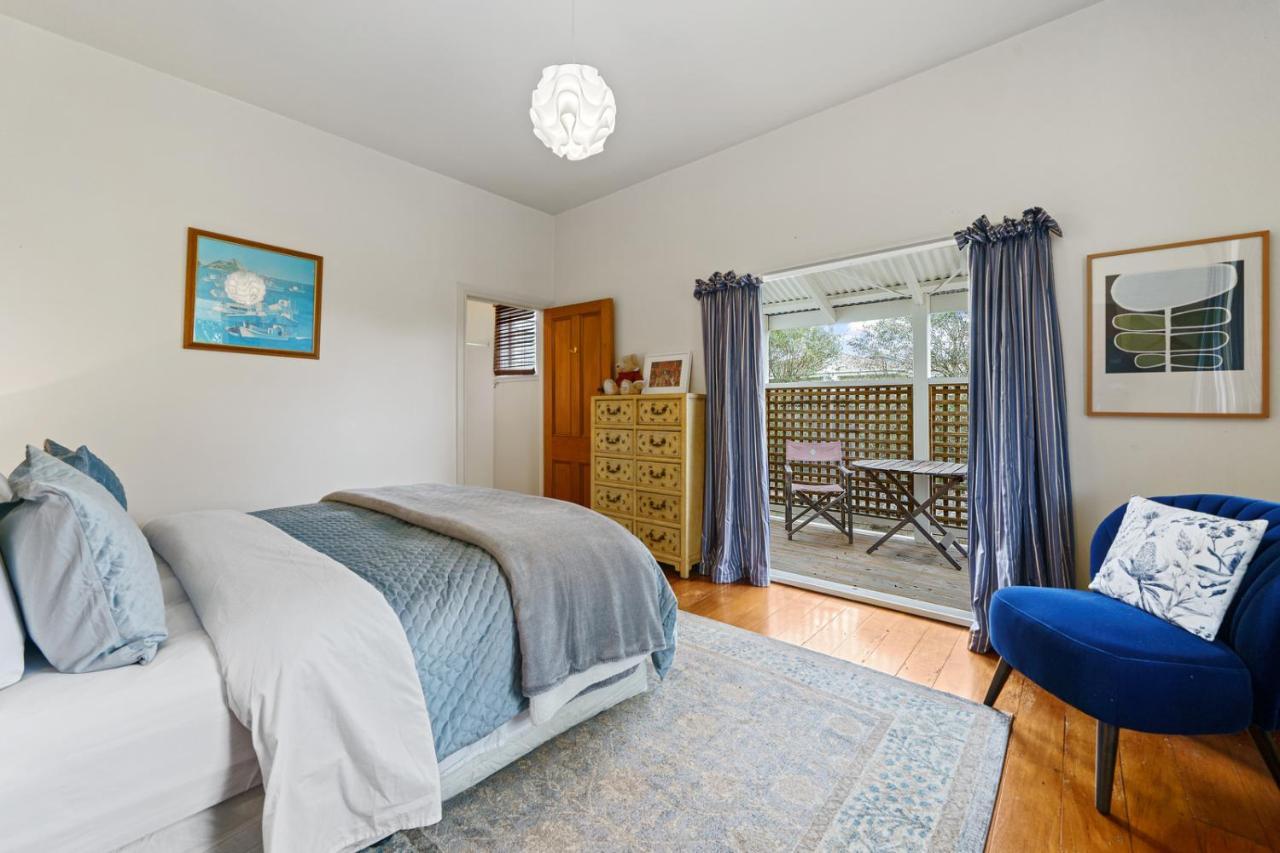 Pendreigh Cottage - Martinborough Holiday Home Екстериор снимка